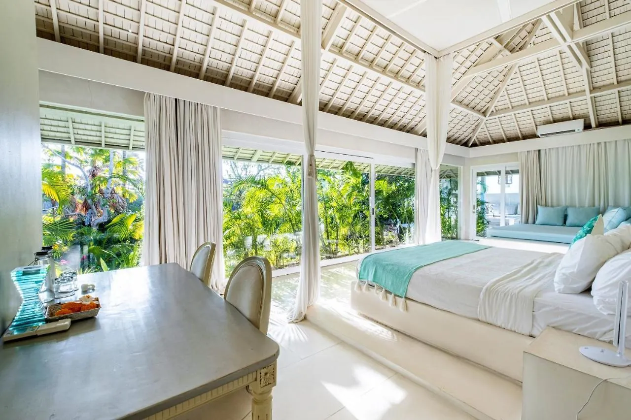 Villa Puro Blanco - CHSE Certified Kuta Lombok