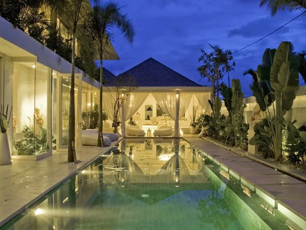 Villa Puro Blanco Kuta  Indonesia